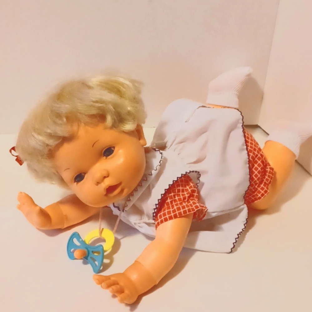 USED LIMITED 1988 OOPSIE DAISY DOLL